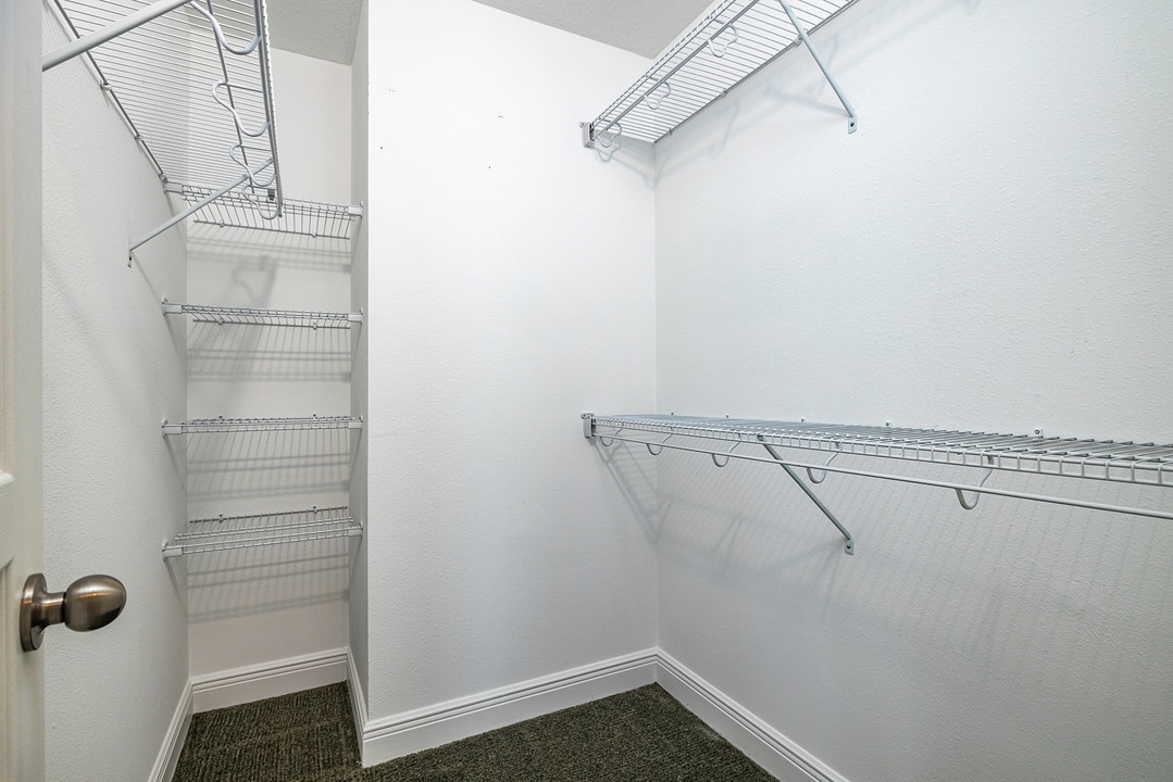 Property p10 image 20